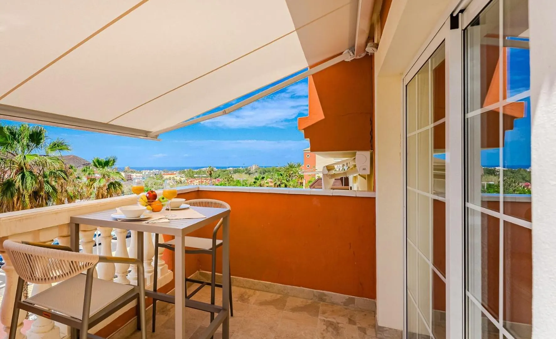 Summer Dreams Sea View Apartment Arona  Arona (Tenerife)